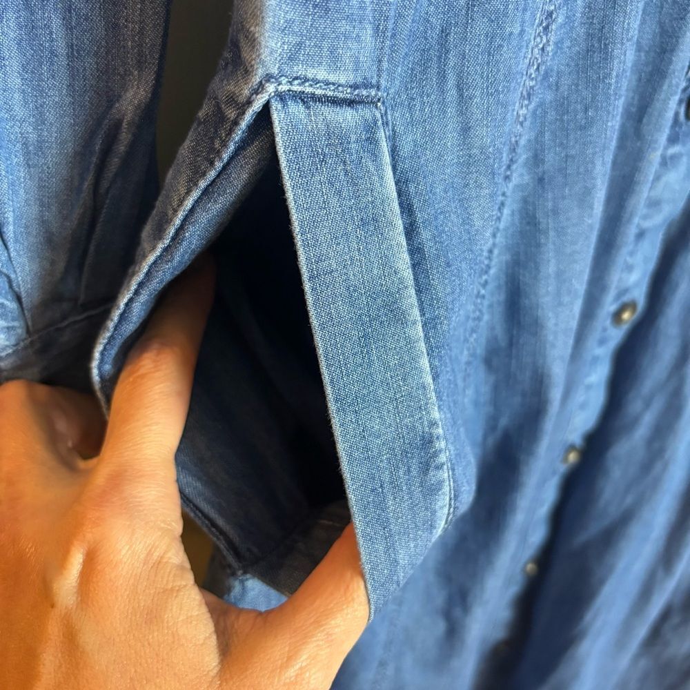 LOFT Chambray Seamed Midi Pocket Shirtdress Size 6 Petite Blue Long Sleeve Dress - Picture 10 of 15